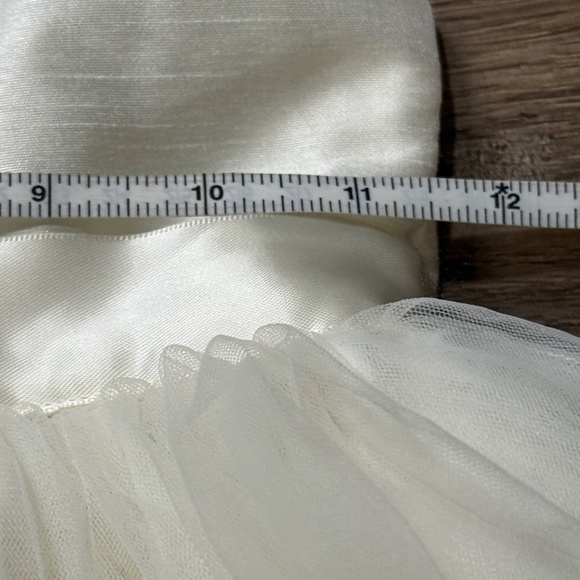 Pippa & Julie Girls Formal Dress, Size 5, Cream, Tulle, Flower Girl, Sleeveless - Picture 8 of 11